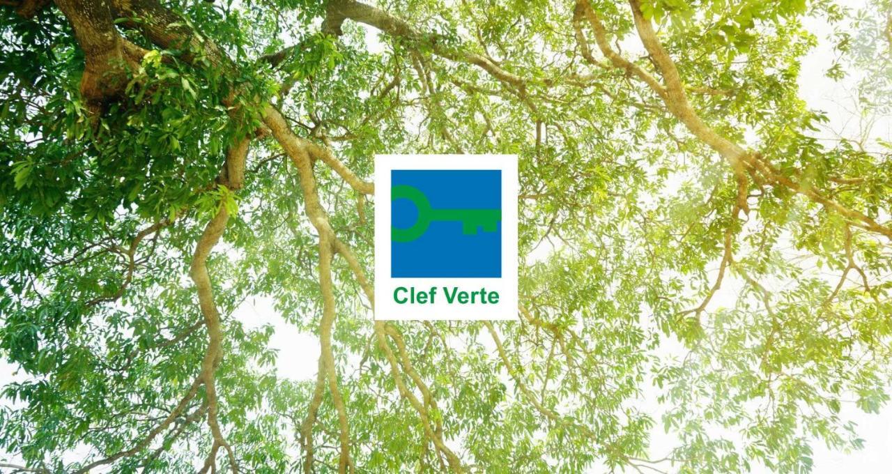Auberge De Jeunesse Hi Genêts Екстериор снимка